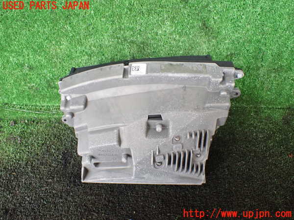 1UPJ-13646239]ベンツ B200 d(247012)メーター・その他 中古_m0003.jpg