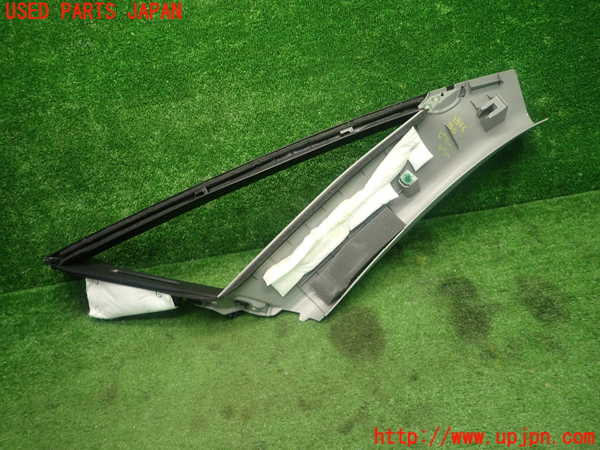 5UPJ-13667660]フィット(Fit)(GR2)左フロントピラートリム 中古_m0005.jpg