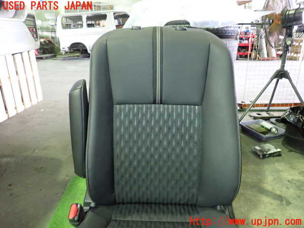 5UPJ-13677065]ノア(ヴォクシー)(MZRA90W)助手席シート 中古_m0002.jpg