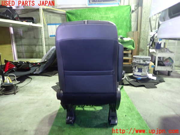 5UPJ-13677065]ノア(ヴォクシー)(MZRA90W)助手席シート 中古_m0004.jpg