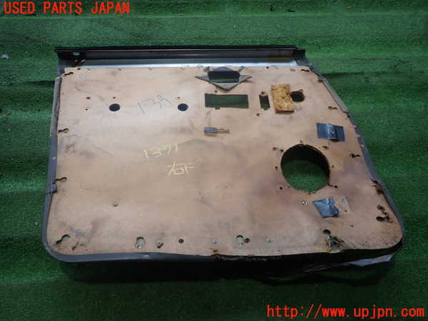 2UPJ-13711234]ランクル60系(HJ61V(改))右前ドア内張り 【ジャンク品】 中古_m0004.jpg