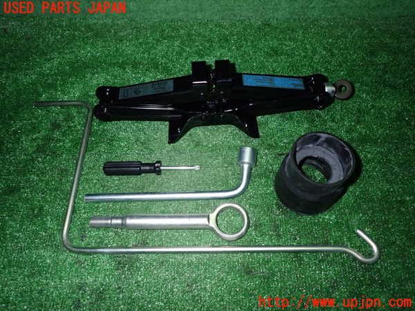 1UPJ-13817805]インプレッサ WRX-STi(GRB)車載工具 中古_m0001.jpg