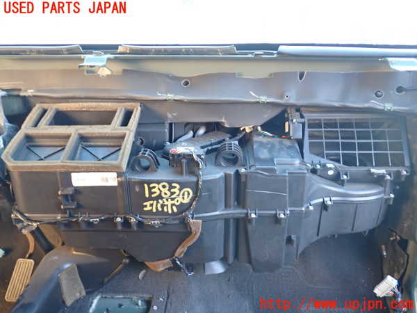 5UPJ-13836081]ハマーH2(型式不明)エバポレーター1 中古_m0001.jpg