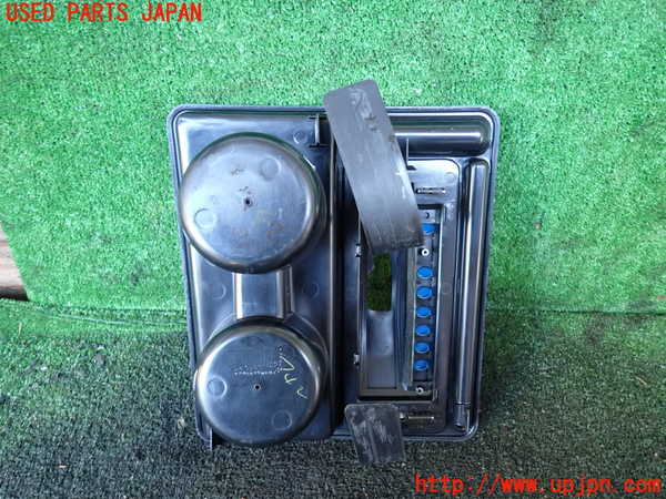 1UPJ-13837810]ハマーH2(型式不明)ドリンクホルダー 中古 の商品画像