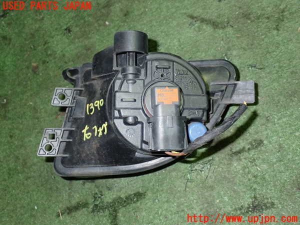 1UPJ-13901180]BMW アクティブハイブリッド5(AH5)(FZ35 F10)右フォグ 中古_m0004.jpg