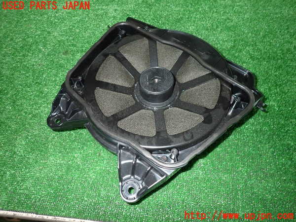 2UPJ-13916530]アウディ・A8(4HCREF)ウーハー 中古_m0001.jpg