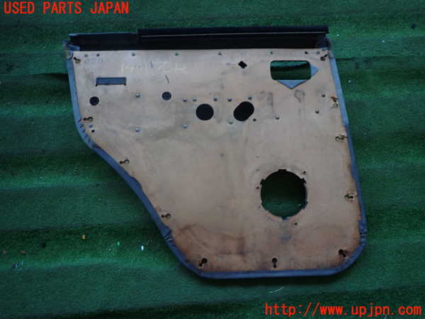 2UPJ-14011294]ランクル80系(FZJ80G)右後ドア内張り 中古_m0004.jpg