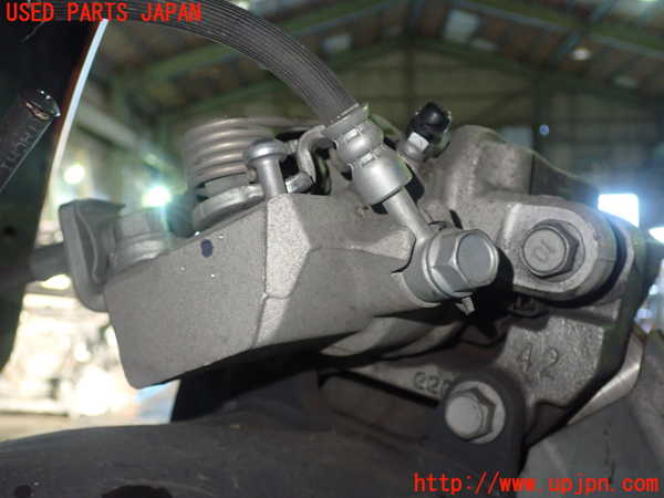 まとめ売り 5UPJ-14124090]スイフトスポーツ(ZC33S)右リアキャリパー 中古