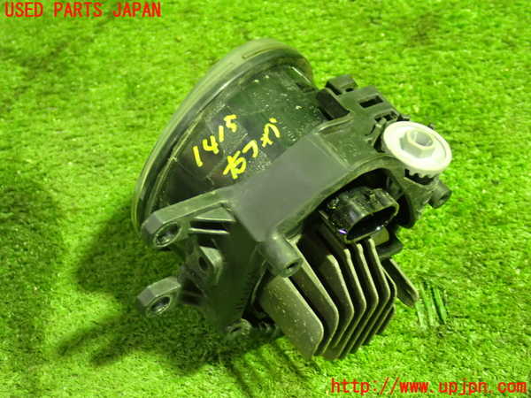 5UPJ-14151180]ハリアー(ZSU60W)右フォグ 中古_m0004.jpg