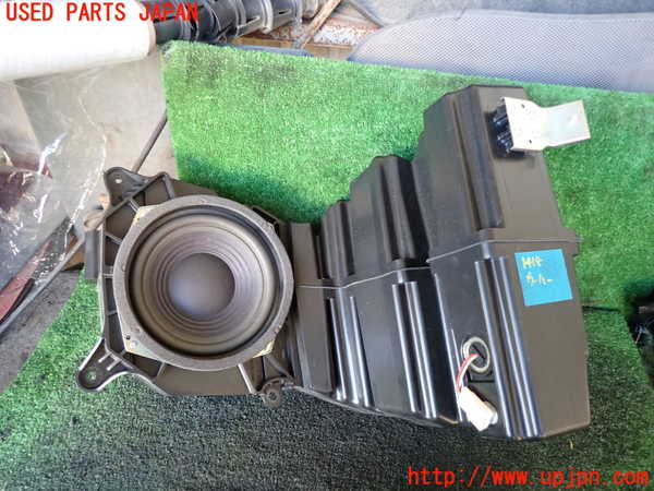 1UPJ-14186530]レクサス・RX450h(GYL15W)ウーハー 中古_m0001.jpg