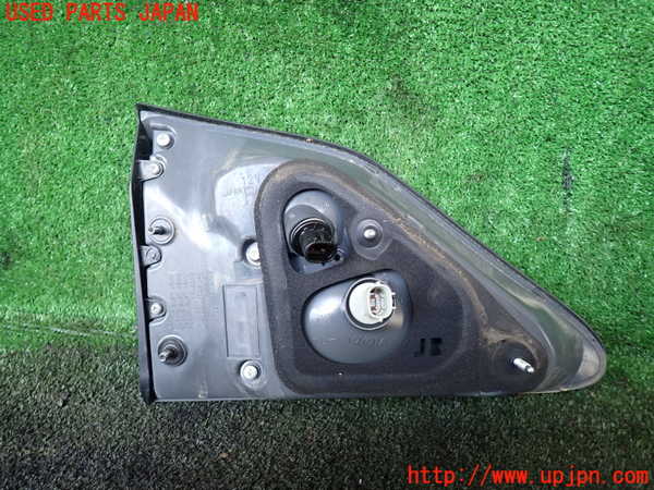 1UPJ-14191550]レクサス・RX270(AGL10W)右リアフィニッシャー 中古_m0002.jpg
