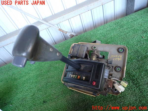 5UPJ-14217555]ランクルプラド(LJ78W)ATシフトレバー 中古_m0002.jpg
