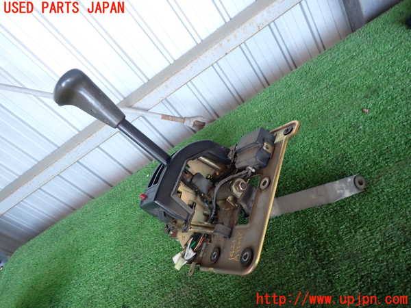 5UPJ-14217555]ランクルプラド(LJ78W)ATシフトレバー 中古_m0004.jpg