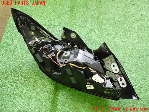 2UPJ-14241530]GR86(BRZ)(ZN8)右テールランプ ジャンク_m0005.jpg