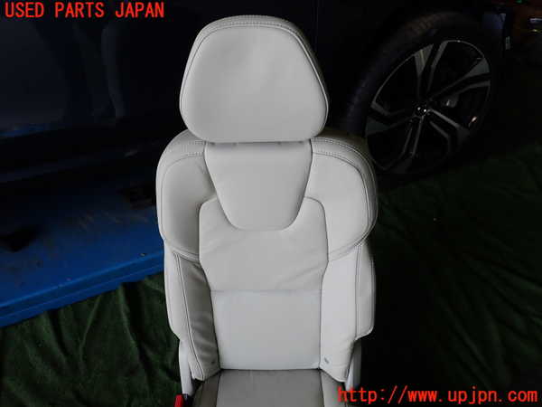 5UPJ-14287175]ボルボ・XC90(LB420XCP2A)左2列目シート 中古_m0002.jpg