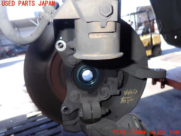5UPJ-14404290]ランエボワゴン(CT9W)右フロントナックルハブ 中古_m0001.jpg