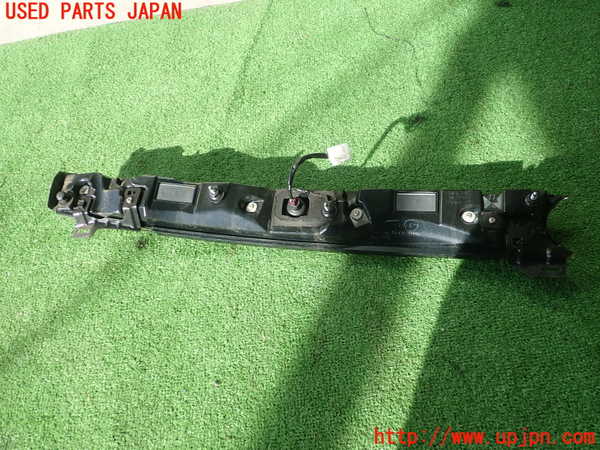 1UPJ-14471550]MIRAI(ミライ)(JPD10)右リアフィニッシャー KOITO 62-16 中古_m0002.jpg