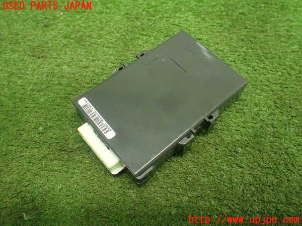 5UPJ-14546146]クラウン ハイブリッド(GWS204)コンピューター1 89111-30120 中古_m0002.jpg