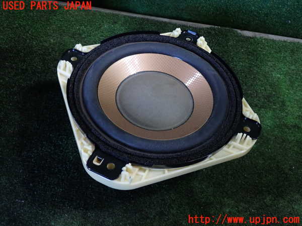 5UPJ-14556530]レジェンド ハイブリッド(KC2)ウーハー 中古_m0001.jpg