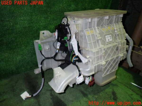 5UPJ-14576082]ステップワゴン スパーダ ハイブリッド(RP5)エバポレーター2 (フロント) 中古_m0002.jpg