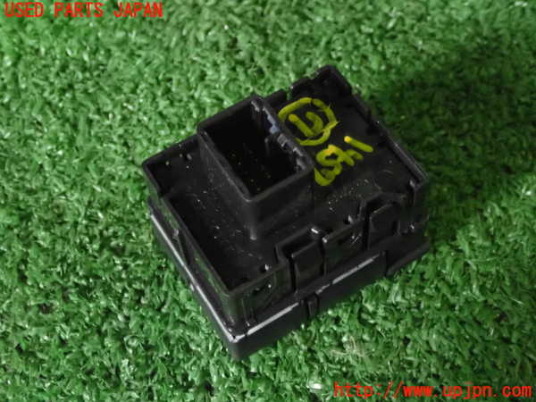 5UPJ-14576312]ステップワゴン スパーダ ハイブリッド(RP5)スイッチ7 (スライドドア) 中古_m0003.jpg