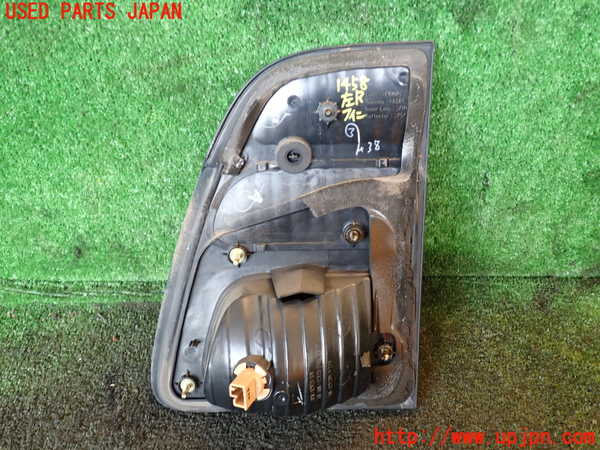 1UPJ-14581552]ランクル100系(HDJ101K)左リアフィニッシャー 中古_m0002.jpg
