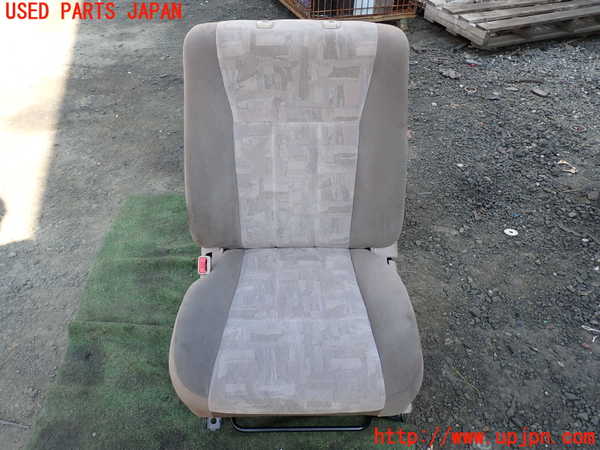 5UPJ-14587065]ランクル100系(HDJ101K)助手席シート 中古_m0001.jpg