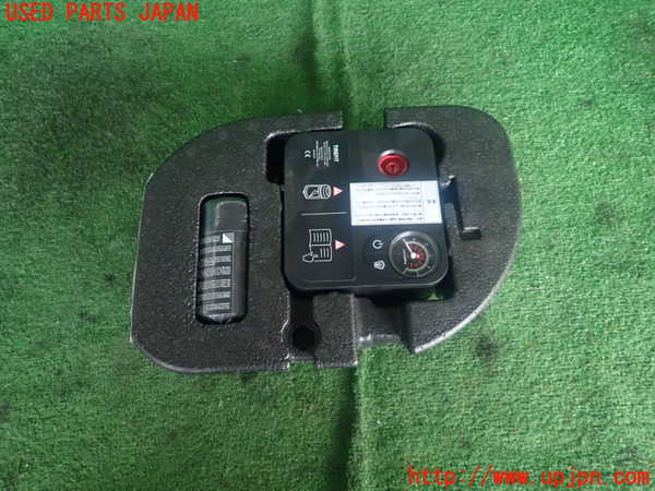 2UPJ-14617805]BMW ミニ(MINI)クーパーSD(XT20M)(F55)車載工具 中古_m0002.jpg