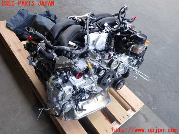 2UPJ-14652010]GR86(BRZ)(ZN8)エンジン FA24 FA24CSWBAA 中古 の