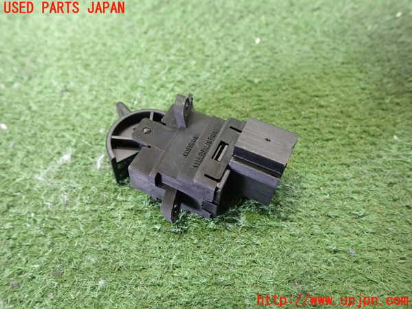 5UPJ-14676307]スカイライン(HCR32)スイッチ2 (リア ウォッシャー) 中古_m0002.jpg