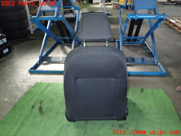 5UPJ-14697035]アウディ・A1 スポーツバック(GBDKL)運転席シート 中古_m0005.jpg