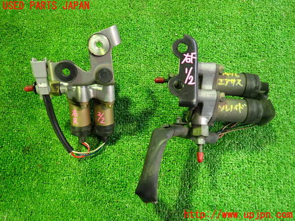 5UPJ-14765540]ソアラ(UZZ31)エアサスソレノイドバルブ 中古_m0001.jpg