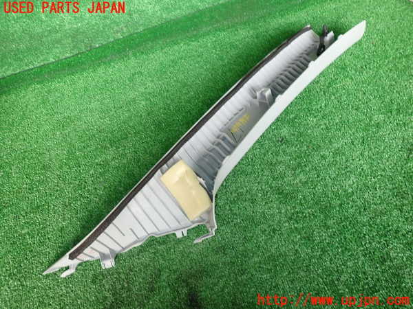 5UPJ-14797660]ランエボ10(CZ4A)左フロントピラートリム 中古_m0002.jpg