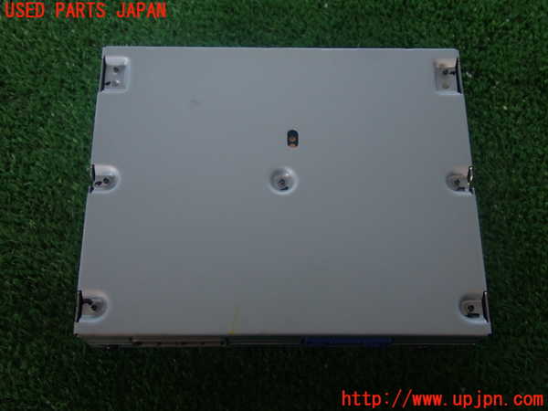5UPJ-14816660]CX-5(KF2P)TVチューナー 中古_m0003.jpg