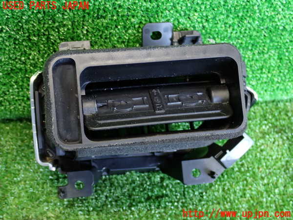 5UPJ-14827527]CX-5(KF2P)エアコン吹き出し口2 (右) 中古_m0004.jpg
