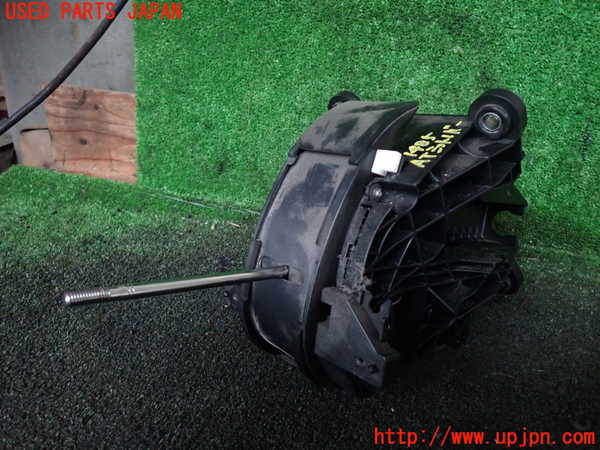5UPJ-14857555]ハリアー(ZSU60W)ATシフトレバー 中古_m0001.jpg