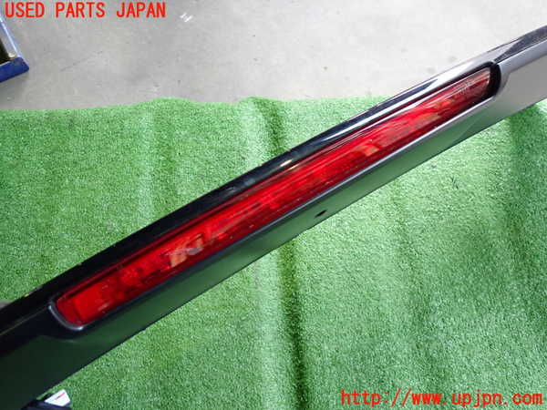 2UPJ-14911520]ヴェゼル(RV3)リアスポイラー 中古_m0002.jpg