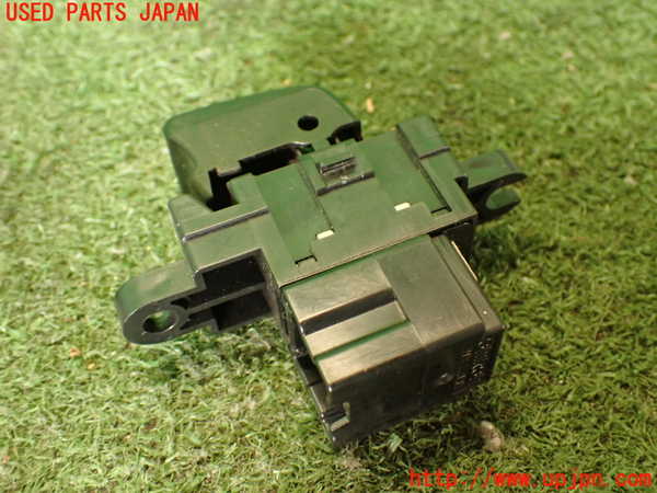 5UPJ-14946245]シルビア(S15)左パワーウィンドウスイッチ 中古_m0003.jpg