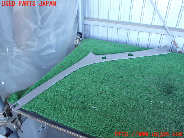 2UPJ-14957660]ハイラックスサーフ(VZN185W)左フロントピラートリム 中古_m0001.jpg