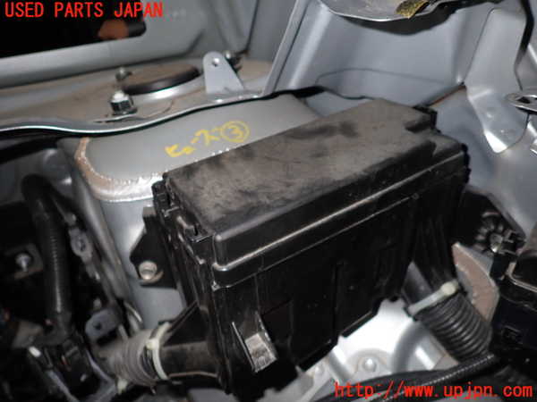 5UPJ-14966743]ステップワゴン スパーダ ハイブリッド(RP5)ヒューズボックス3 中古_m0001.jpg