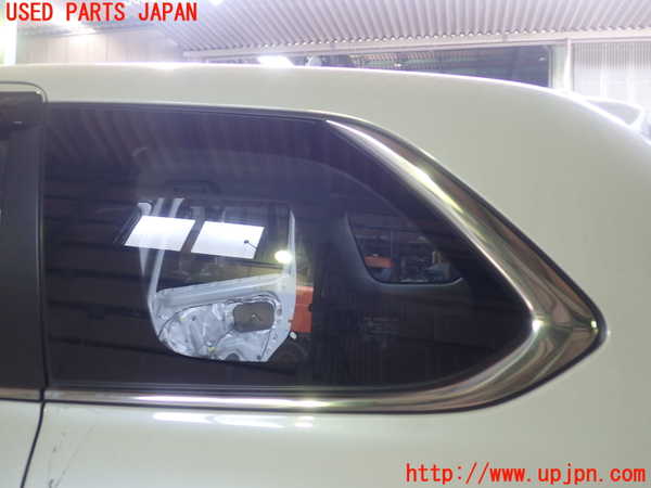 5UPJ-14991382]アウトランダーPHEV(GG3W)左クォーターガラス 中古(43R-007953 M2L3)_m0001.jpg