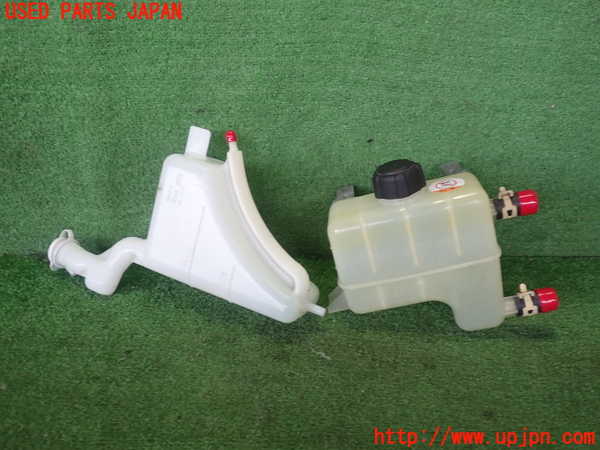 5UPJ-14992410]アウトランダーPHEV(GG3W)ラジエータータンク 中古_m0001.jpg