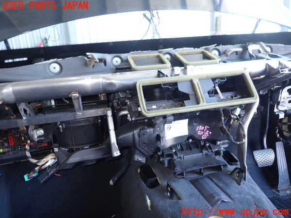 5UPJ-15056081]BMW 335i クーペ(KG35)(E92)エバポレーター1 中古_m0001.jpg