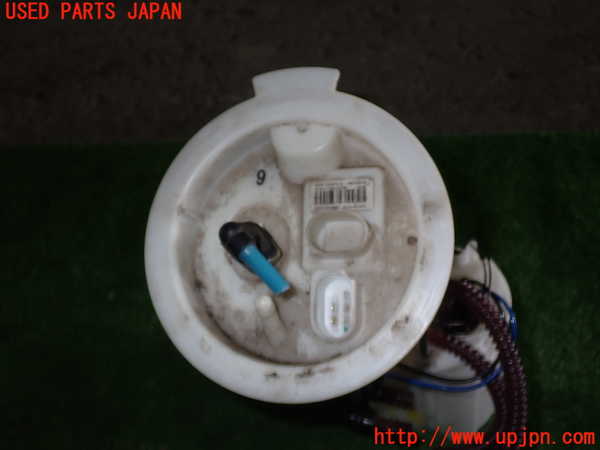 5UPJ-15162510]BMW M135i F20 (1B30)燃料ポンプ 中古_m0003.jpg