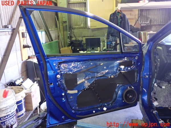 5UPJ-15201260]WRX S4(VAG)左前ドア M2H3U 中古_m0002.jpg