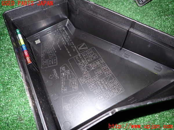 5UPJ-15206741]WRX S4(VAG)ヒューズボックス1 中古_m0005.jpg