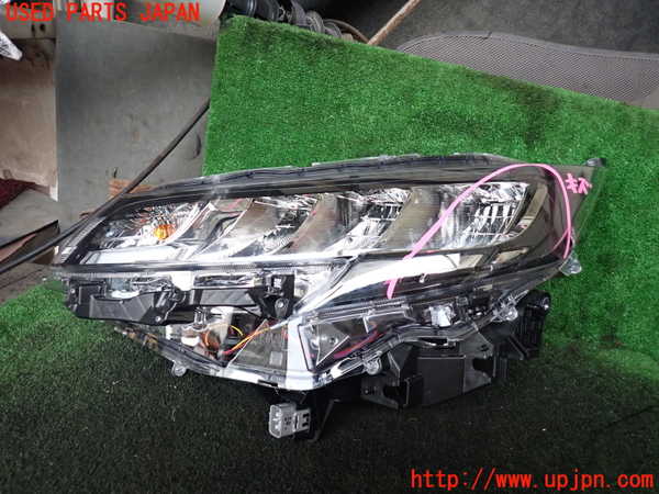 1UPJ-15211132]ノアハイブリッド(ヴォクシーハイブリッド)(ZWR95W)左ヘッドライト LED ジャンク部品取り_m0001.jpg