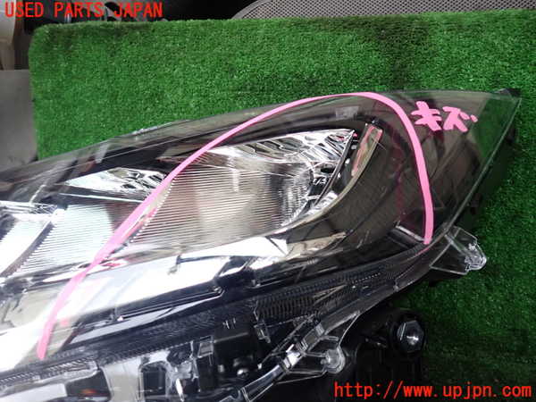 1UPJ-15211132]ノアハイブリッド(ヴォクシーハイブリッド)(ZWR95W)左ヘッドライト LED ジャンク部品取り_m0002.jpg