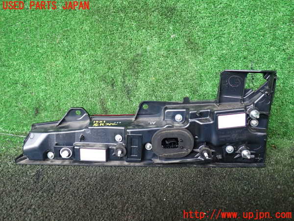 1UPJ-15211552]ノアハイブリッド(ヴォクシーハイブリッド)(ZWR95W)左リアフィニッシャー 中古_m0003.jpg
