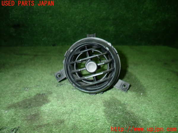 5UPJ-15227526]インプレッサ WRX-STi(GDB)エアコン吹き出し口1 (右) 中古_m0001.jpg